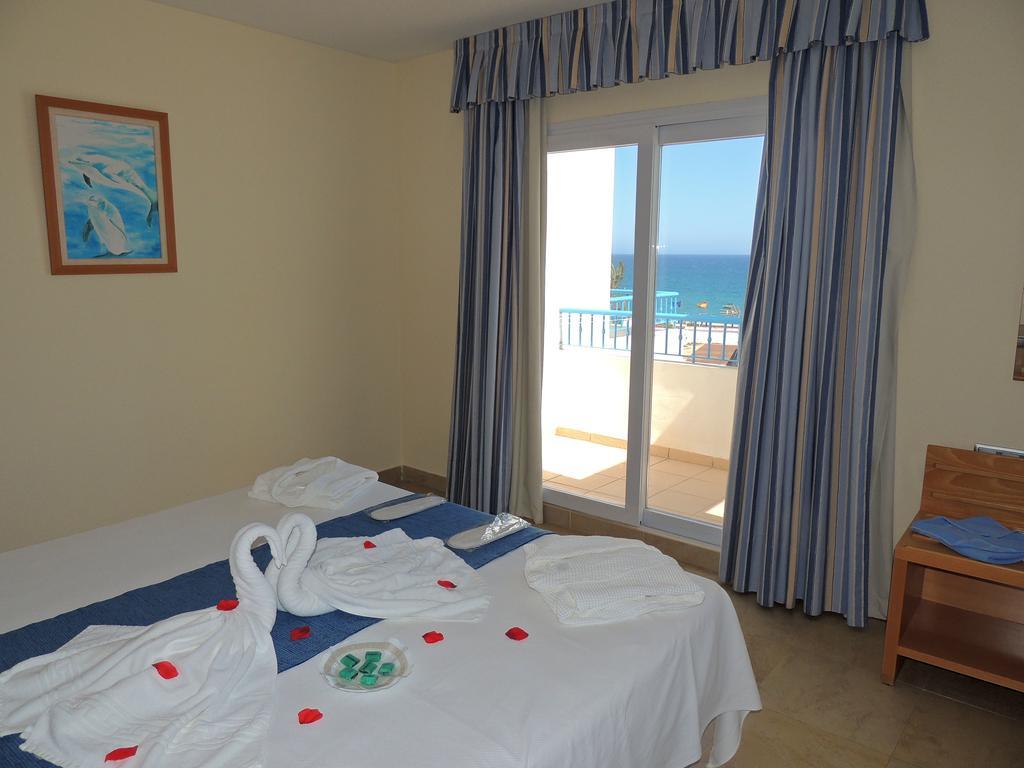 Hotel Punta Del Cantal Mojacar Bagian luar foto